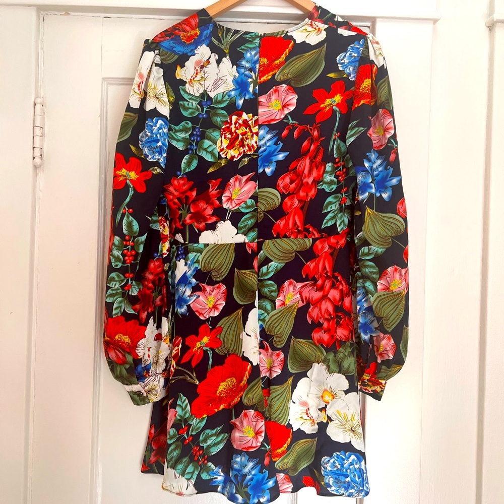 Boohoo satin mini dress in floral - Picture 5 of 6